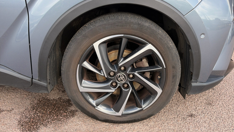 Toyota C-HR 1.8 Hybrid Dynamic 5dr CVT Hybrid Hatchback